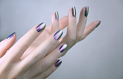 How to Do Chrome Nails