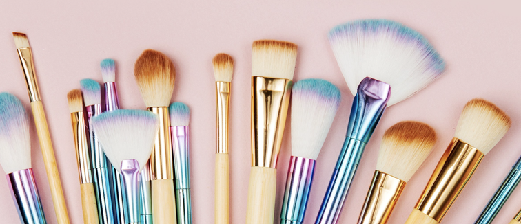 Types Of Makeup Brushes And How To Use