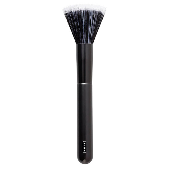 3INA The Foundation Finish Brush