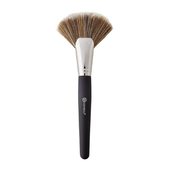 Bh Cosmetics Studio Pro Brush 1 Deluxe Fan
