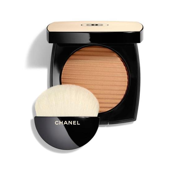 CHANEL Les Beiges Healthy Glow Luminous Color Medium Deep