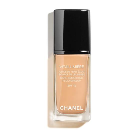 CHANEL Satin Fluid Makeup SPF 15 Hale