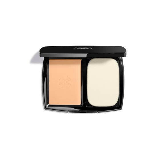 CHANEL Ultrawear All Day Comfort Flawless Finish Compact Foundation B50