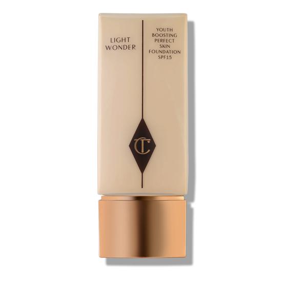 Charlotte Tilbury Light Wonder Foundation