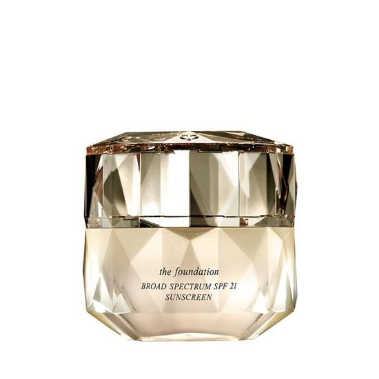 Clé de Peau Beauté The Foundation B10