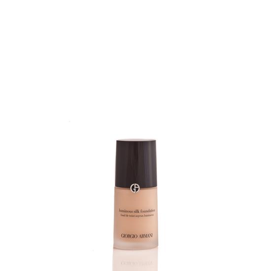 Giorgio Armani Luminous Silk Foundation 5