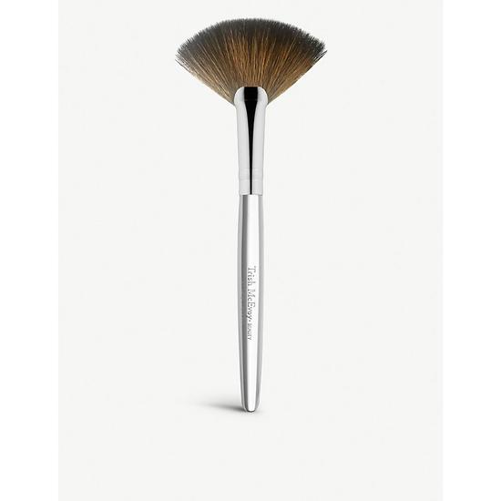 Trish McEvoy Brush 62 Fan