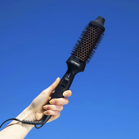Amika Blowout Babe Thermal Brush