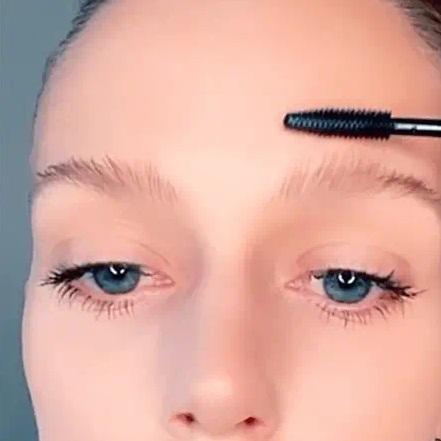Answr Flyaway & Brow Control 0.2 oz
