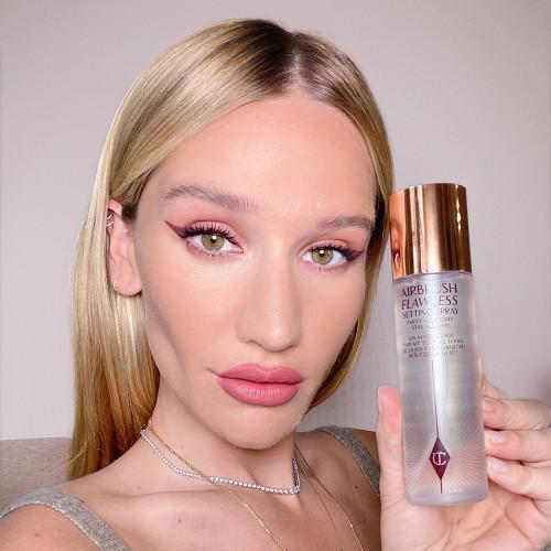 Charlotte Tilbury Airbrush Flawless Setting Spray 1 oz