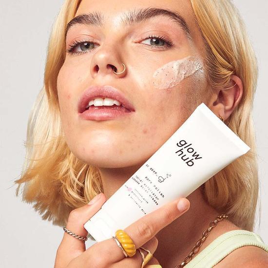 Glow Hub Pore Polish Facial Exfoliator 4 oz