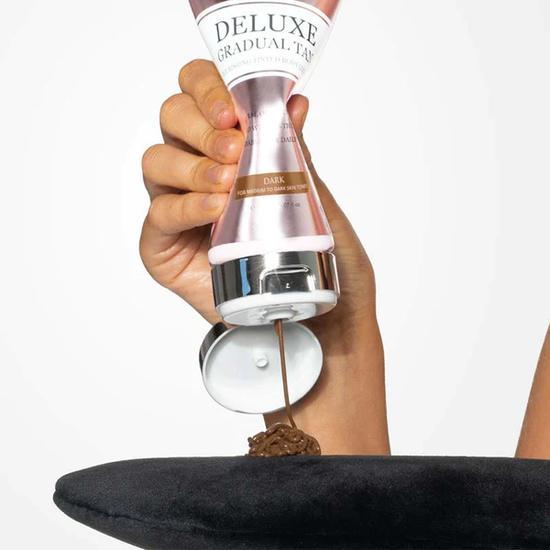 Loving Tan Deluxe Gradual Tan Dark