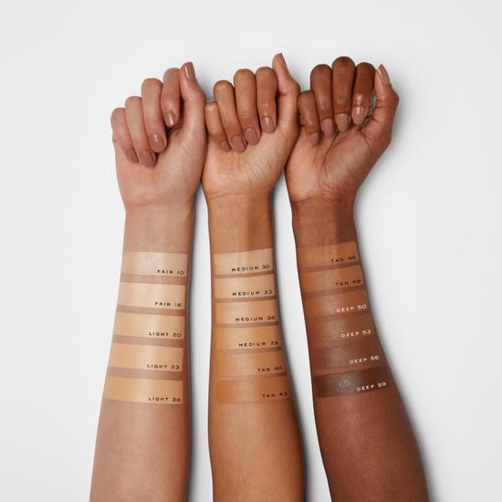 Marc Jacobs Beauty Accomplice Concealer & Touch Up Stick 36 - Medium tan with peach undertones