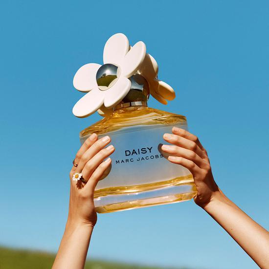 Marc Jacobs Daisy Eau De Toilette 2 oz