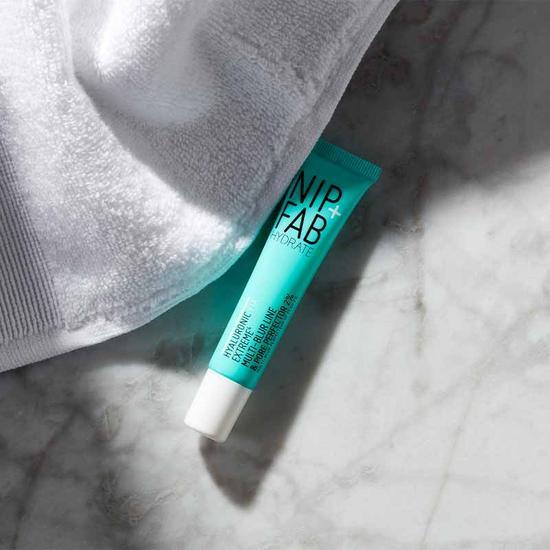 NIP+FAB Hyaluronic Fix Extreme 4 Multi-Blur Line & Pore Perfector 2% 0.5 oz
