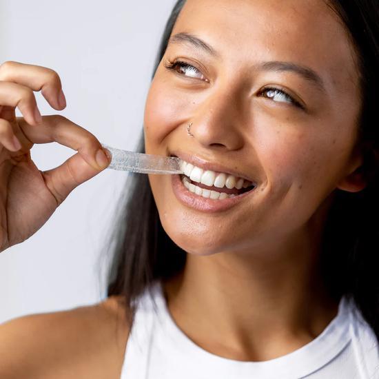 Spotlight Professional LED Teeth Whitening Kit LED Whitening Device + Whitening Pen + Whitening Strips x 10