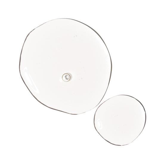 The Ordinary Mandelic Acid 10% + HA Dermal peeling formula to exfoliate the skin