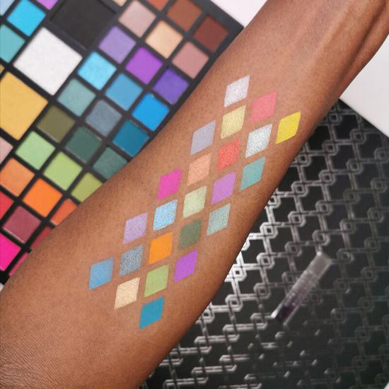 XX Revolution Eyeshadow Palette XXtravaganza